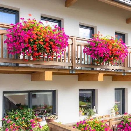 Апартаменты Haus Edmund *