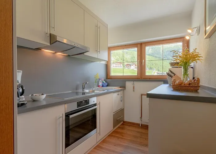 Haus Edmund Апартаменты *